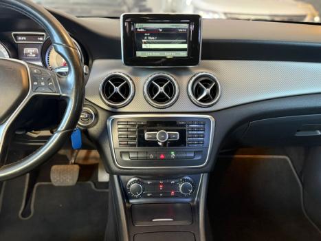 MERCEDES-BENZ GLA 200 1.6 16V 4P CGI STYLE TURBO AUTOMTICO, Foto 2