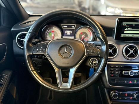 MERCEDES-BENZ GLA 200 1.6 16V 4P CGI STYLE TURBO AUTOMTICO, Foto 4