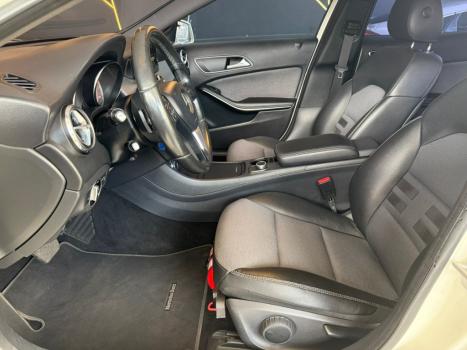 MERCEDES-BENZ GLA 200 1.6 16V 4P CGI STYLE TURBO AUTOMTICO, Foto 12