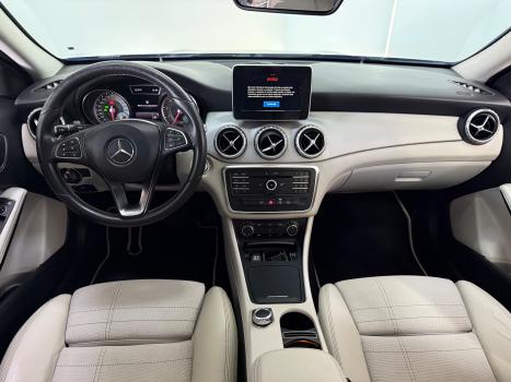 MERCEDES-BENZ GLA 200 1.6 16V 4P CGI ADVANCE TURBO AUTOMTICO, Foto 5