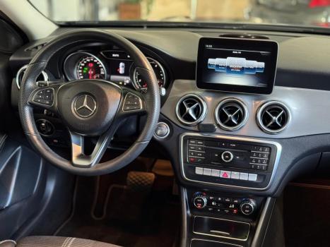 MERCEDES-BENZ GLA 200 1.6 16V 4P CGI ADVANCE TURBO AUTOMTICO, Foto 8