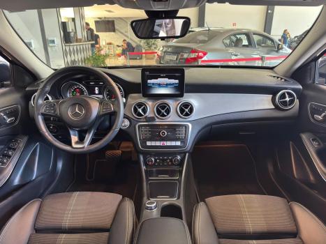MERCEDES-BENZ GLA 200 1.6 16V 4P CGI ADVANCE TURBO AUTOMTICO, Foto 11