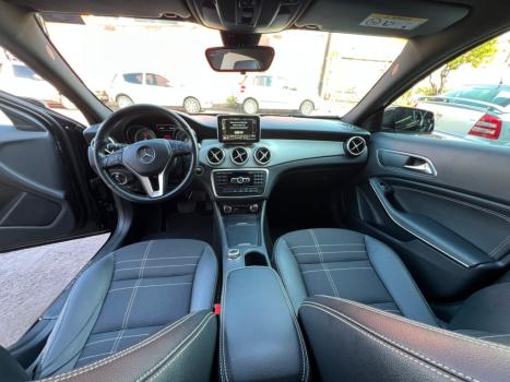 MERCEDES-BENZ GLA 200 1.6 16V 4P CGI VISION TURBO AUTOMTICO, Foto 13