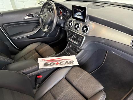 MERCEDES-BENZ GLA 200 1.6 16V 4P CGI ADVANCE TURBO AUTOMTICO, Foto 19