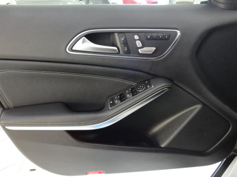 MERCEDES-BENZ GLA 200 1.6 16V 4P FLEX CGI STYLE TURBO AUTOM�TICO, Foto 10