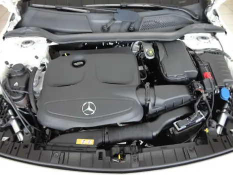 MERCEDES-BENZ GLA 200 1.6 16V 4P FLEX CGI STYLE TURBO AUTOM�TICO, Foto 14