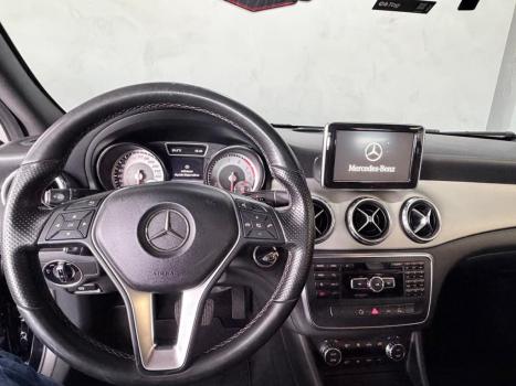 MERCEDES-BENZ GLA 200 1.6 16V 4P CGI VISION TURBO AUTOM�TICO, Foto 9