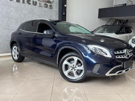MERCEDES-BENZ GLA 200 1.6 16V 4P CGI STYLE TURBO AUTOM�TICO, Foto 3