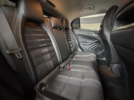 MERCEDES-BENZ GLA 200 1.6 16V 4P CGI STYLE TURBO AUTOM�TICO, Foto 10