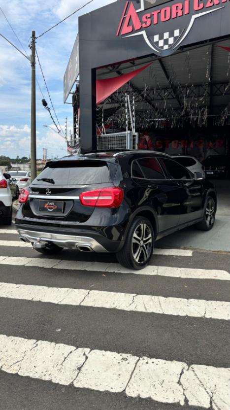 MERCEDES-BENZ GLA 200 1.6 16V 4P CGI VISION TURBO AUTOM�TICO, Foto 6