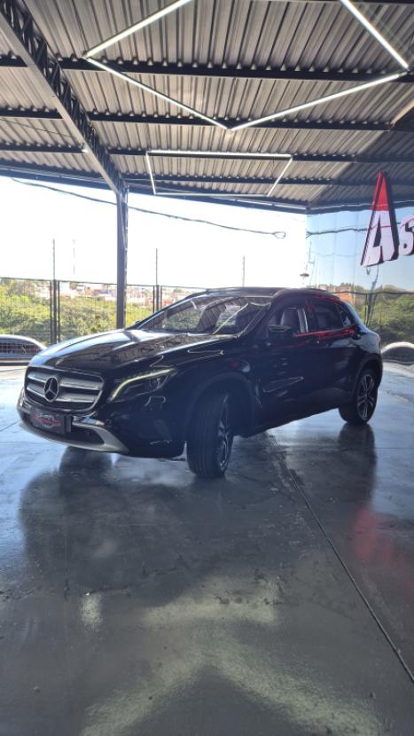 MERCEDES-BENZ GLA 200 1.6 16V 4P CGI VISION TURBO AUTOM�TICO, Foto 4