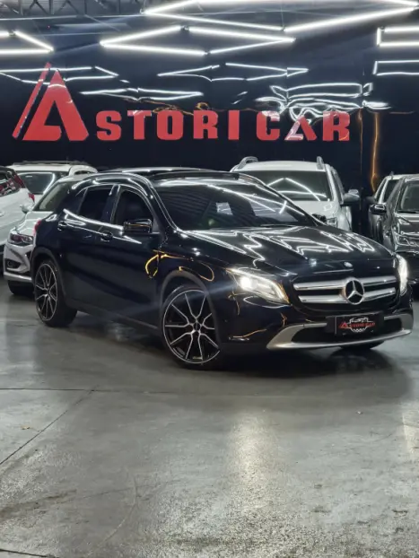MERCEDES-BENZ GLA 200 1.6 16V 4P CGI VISION TURBO AUTOM�TICO, Foto 1
