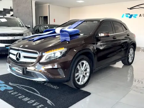 MERCEDES-BENZ GLA 200 1.6 16V 4P CGI STYLE TURBO AUTOM�TICO, Foto 5