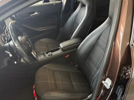 MERCEDES-BENZ GLA 200 1.6 16V 4P CGI STYLE TURBO AUTOM�TICO, Foto 8