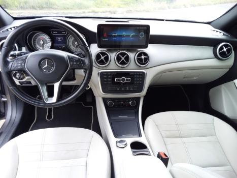MERCEDES-BENZ GLA 200 1.6 16V 4P FLEX CGI ADVANCE TURBO AUTOM�TICO, Foto 6