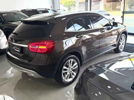 MERCEDES-BENZ GLA 200 1.6 16V 4P FLEX CGI STYLE TURBO AUTOM�TICO, Foto 2
