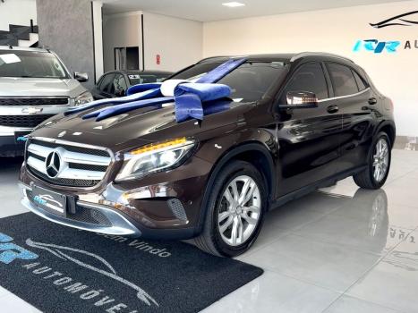 MERCEDES-BENZ GLA 200 1.6 16V 4P FLEX CGI STYLE TURBO AUTOM�TICO, Foto 5