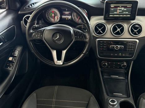 MERCEDES-BENZ GLA 200 1.6 16V 4P FLEX CGI STYLE TURBO AUTOM�TICO, Foto 10
