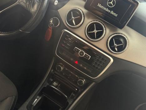 MERCEDES-BENZ GLA 200 1.6 16V 4P FLEX CGI STYLE TURBO AUTOM�TICO, Foto 12