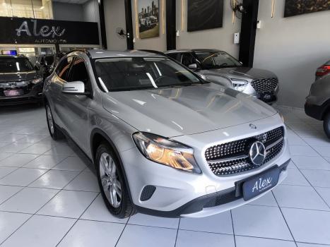 MERCEDES-BENZ GLA 200 1.6 16V 4P FLEX CGI STYLE TURBO AUTOMÁTICO, Foto 1