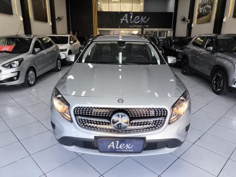 MERCEDES-BENZ GLA 200 1.6 16V 4P FLEX CGI STYLE TURBO AUTOMÁTICO, Foto 2