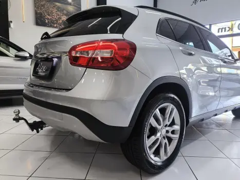 MERCEDES-BENZ GLA 200 1.6 16V 4P FLEX CGI STYLE TURBO AUTOMÁTICO, Foto 19