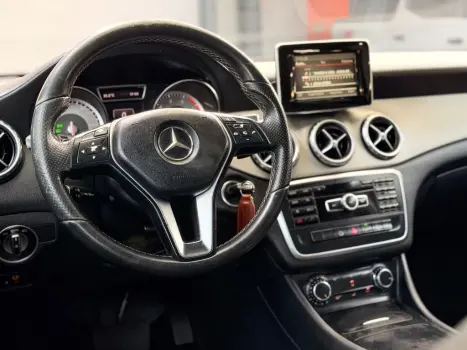 MERCEDES-BENZ GLA 200 1.6 16V 4P CGI ADVANCE TURBO AUTOMÁTICO, Foto 7