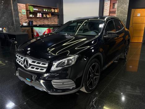 MERCEDES-BENZ GLA 250 , Foto 3