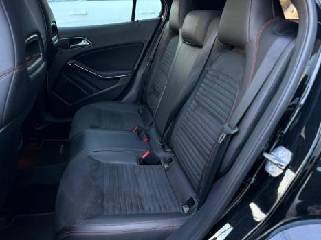 MERCEDES-BENZ GLA 250 , Foto 21