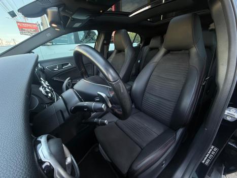 MERCEDES-BENZ GLA 250 , Foto 22