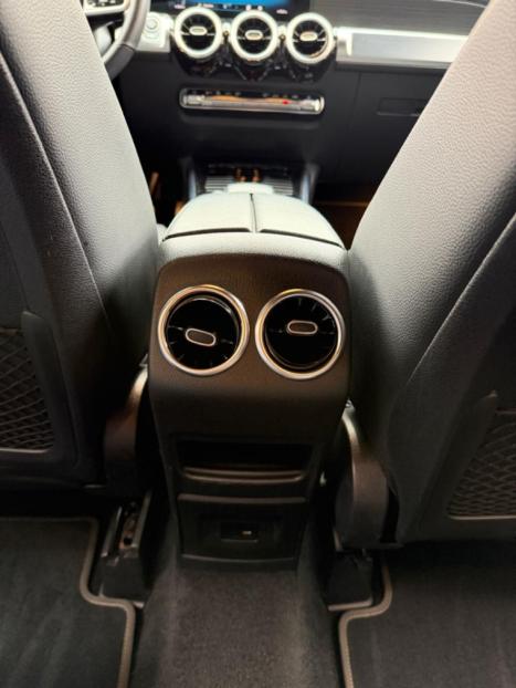 MERCEDES-BENZ GLB 200 1.3 16V 4P CGI ADVANCE TURBO 7G-TRONIC DCT AUTOM�TICO, Foto 17