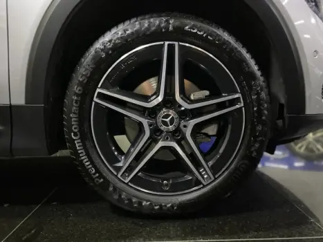 MERCEDES-BENZ GLB 200 , Foto 9