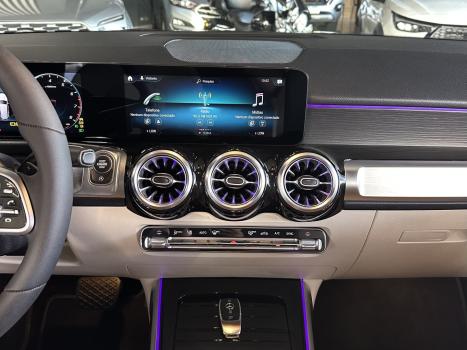 MERCEDES-BENZ GLB 200 , Foto 22