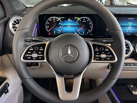 MERCEDES-BENZ GLB 200 , Foto 24