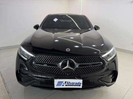 MERCEDES-BENZ GLC 300 2.0 16V 4P CGI 4MATIC 9G-TRONIC TURBO AUTOM�TICO, Foto 2