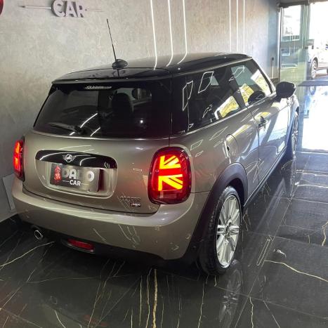 MINI Cooper 1.5 12V TURBO AUTOM�TICO, Foto 4