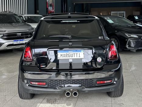 MINI Cooper 1.6 16V S TURBO AUTOM�TICO, Foto 6