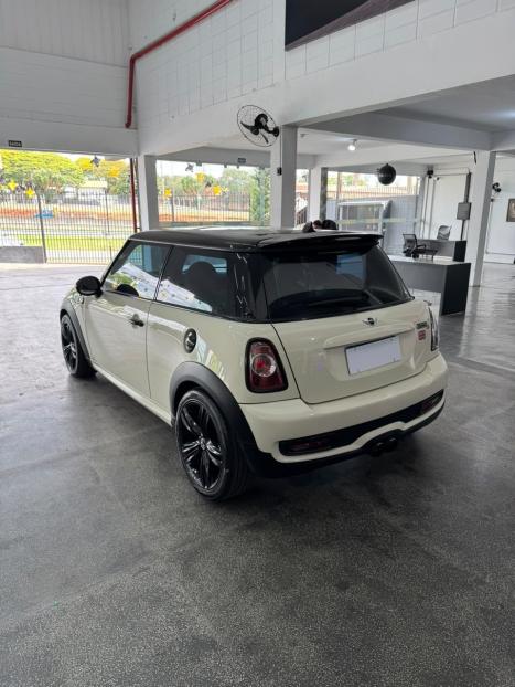 MINI Cooper 1.6 16V S TURBO AUTOMÁTICO, Foto 6