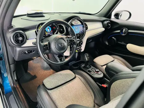 MINI Cooper SE TOP COLLECTION ELÉTRICO, Foto 3 MINI Cooper SE TOP COLLECTION ELÉTRICO, Foto 3