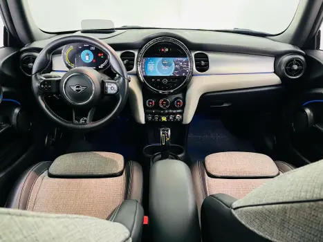 MINI Cooper SE TOP COLLECTION ELÉTRICO, Foto 4 MINI Cooper SE TOP COLLECTION ELÉTRICO, Foto 4