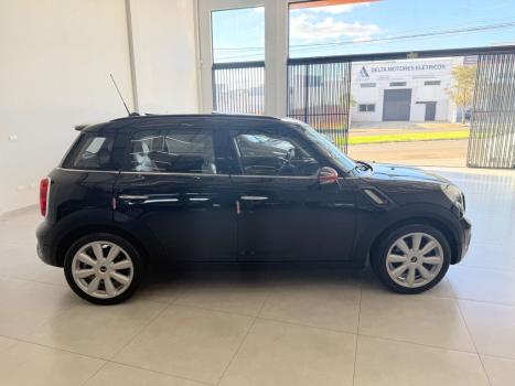 MINI Countryman 1.6 16V S TURBO, Foto 2