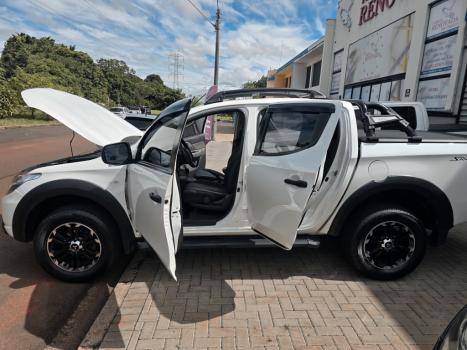 MITSUBISHI L 200 Outdoor 2.5 GLS 4X4 CABINE DUPLA TURBO DIESEL INTERCOOLER, Foto 8