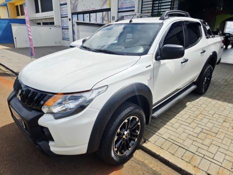 MITSUBISHI L 200 Outdoor 2.5 GLS 4X4 CABINE DUPLA TURBO DIESEL INTERCOOLER, Foto 10