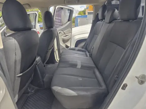 MITSUBISHI L 200 Outdoor 2.5 GLS CABINE DUPLA TURBO DIESEL INTERCOOLER, Foto 13