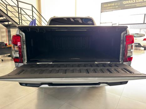 MITSUBISHI L 200 Triton 2.4 16V SPORT HPE-S 4X4 CABINE DUPLA TURBO DIESEL AUTOMÁTICO, Foto 11 MITSUBISHI L 200 Triton 2.4 16V SPORT HPE-S 4X4 CABINE DUPLA TURBO DIESEL AUTOMÁTICO, Foto 11