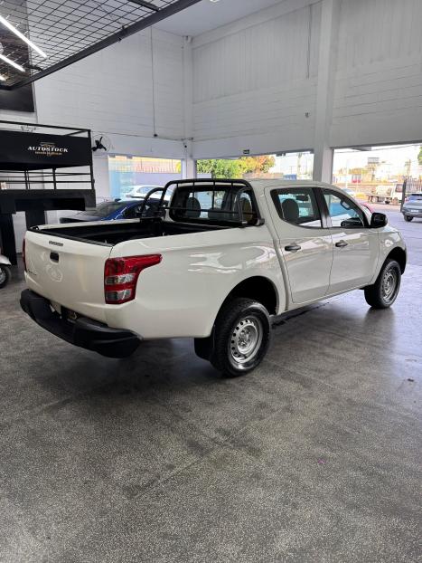 MITSUBISHI L 200 Triton 2.4 16V FLEX GL CABINE DUPLA, Foto 7