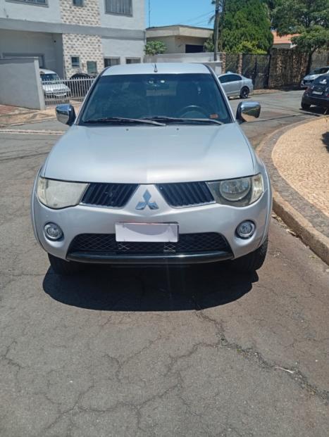 MITSUBISHI L 200 Triton 3.5 V6 HPE 4X4 FLEX CABINE DUPLA AUTOM�TICO, Foto 4