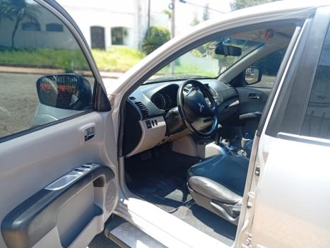 MITSUBISHI L 200 Triton 3.5 V6 HPE 4X4 FLEX CABINE DUPLA AUTOM�TICO, Foto 11