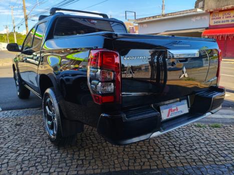 MITSUBISHI L 200 Triton 2.4 16V SPORT HPE 4X4 CABINE DUPLA TURBO DIESEL AUTOM�TICO, Foto 4