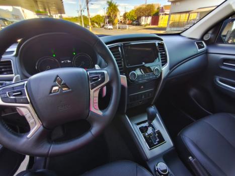 MITSUBISHI L 200 Triton 2.4 16V SPORT HPE 4X4 CABINE DUPLA TURBO DIESEL AUTOM�TICO, Foto 7